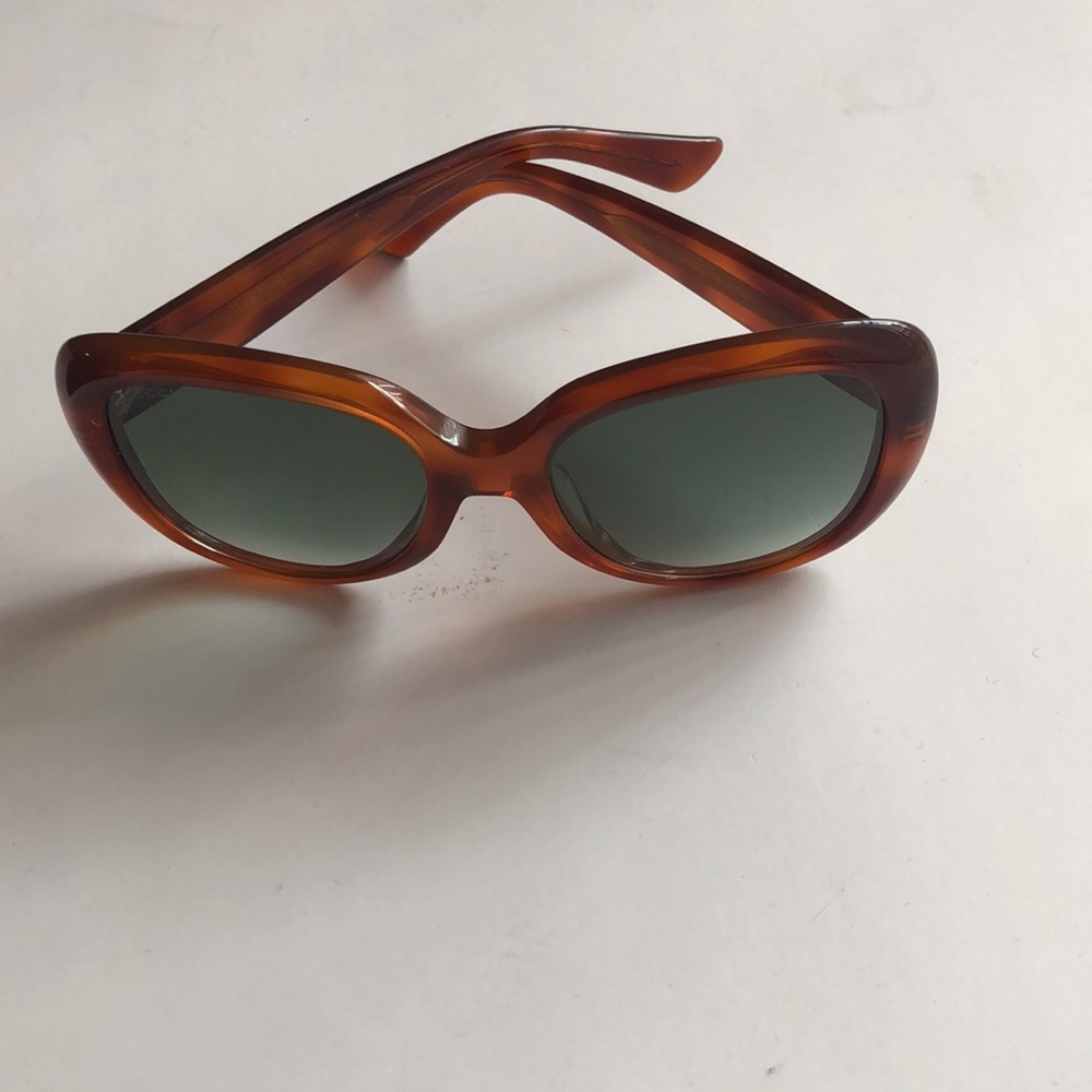 Gucci Sunglasses - Picture 5 of 16